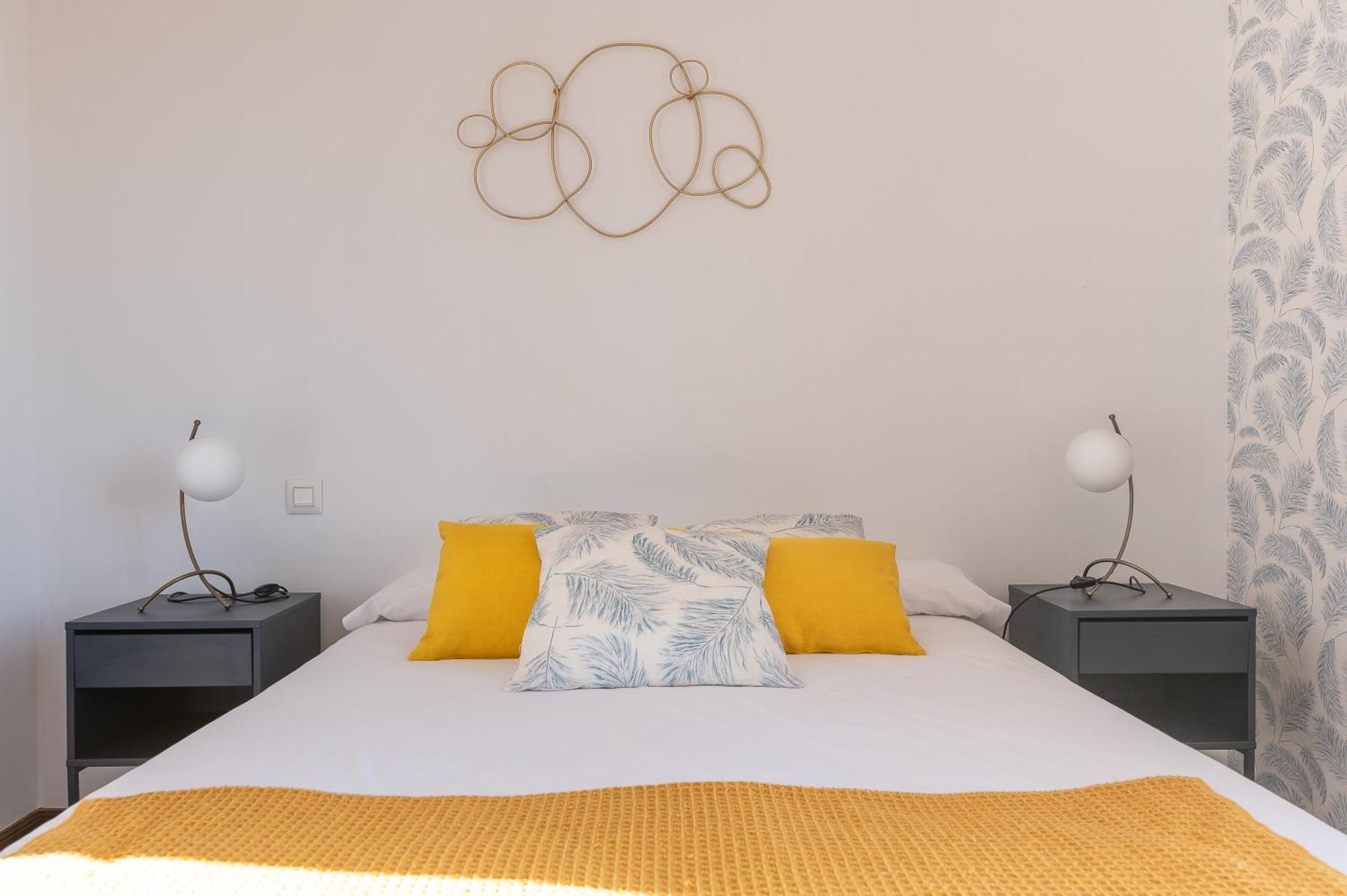Apartamento En El Corazon De La Ciudad Junto A Las Estaciones Santander Exterior photo